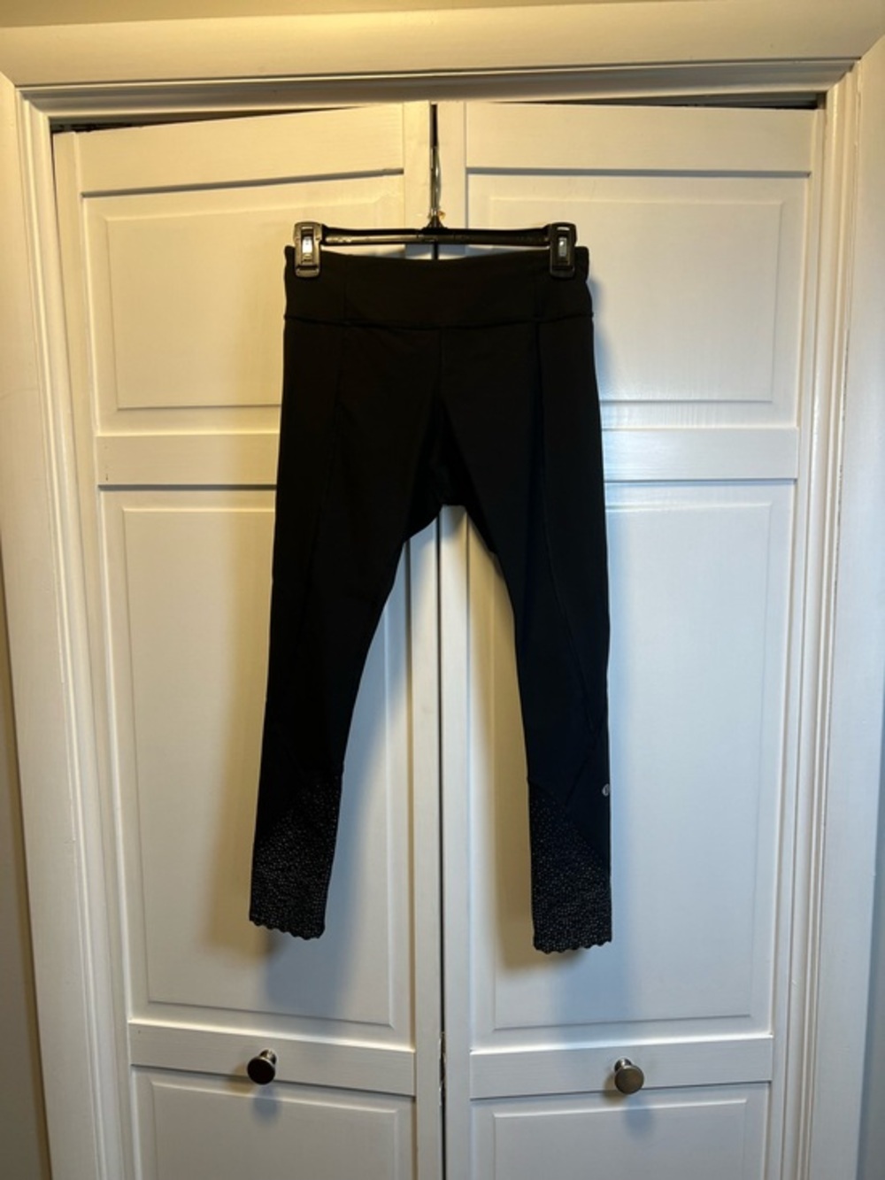 Lululemon Tight Stuff Tights With Reflective Scalloped Leggings Size Women’s 6